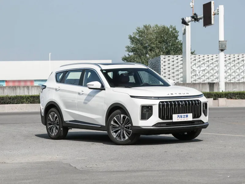جيتور X70 PLUS 2026 Model 1.5T DCT Luxury Edition 5-Seater