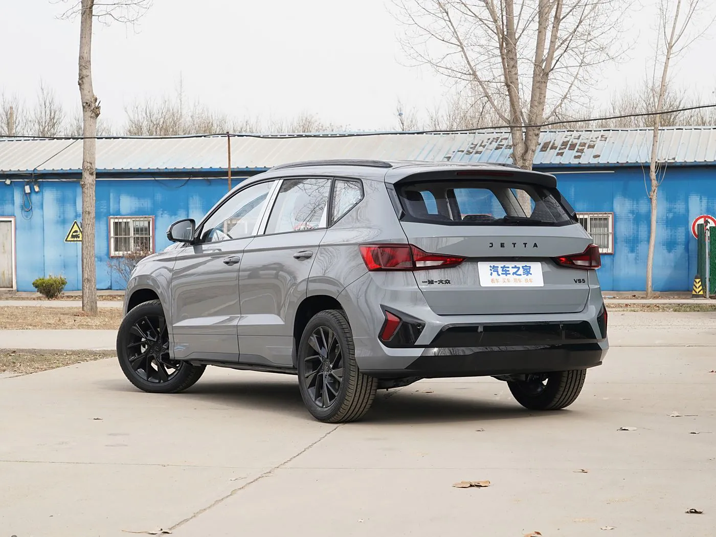 جيتا VS5 2024 موديل 280TSI إصدار أوتوماتيكي عالي اللمعان