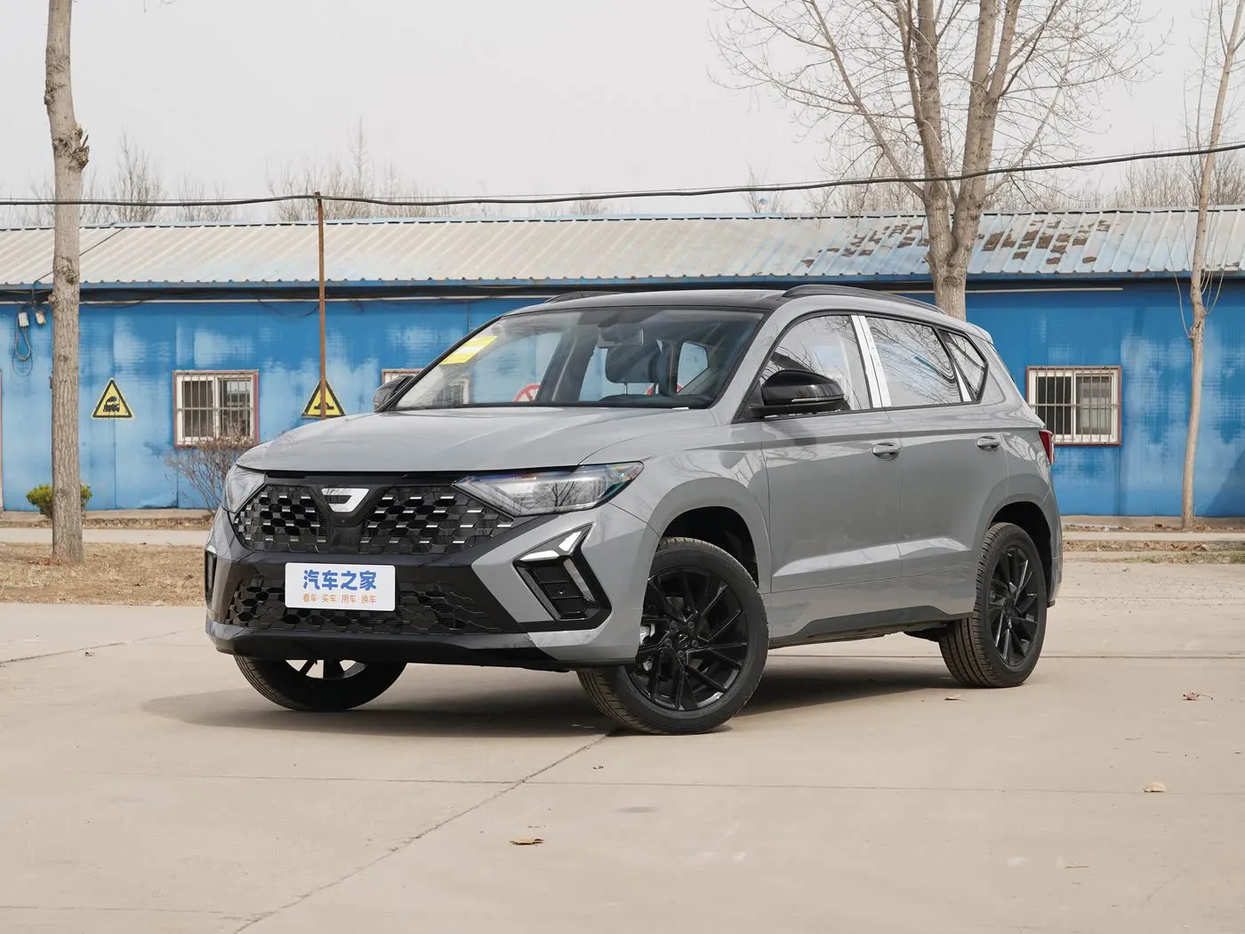 جيتا VS5 2024 موديل 280TSI إصدار أوتوماتيكي عالي اللمعان