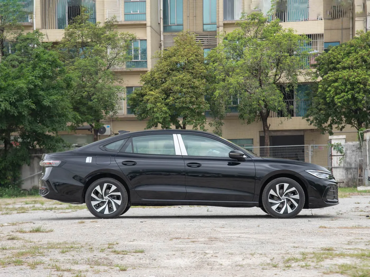 باسات 2025 برو 300TSI