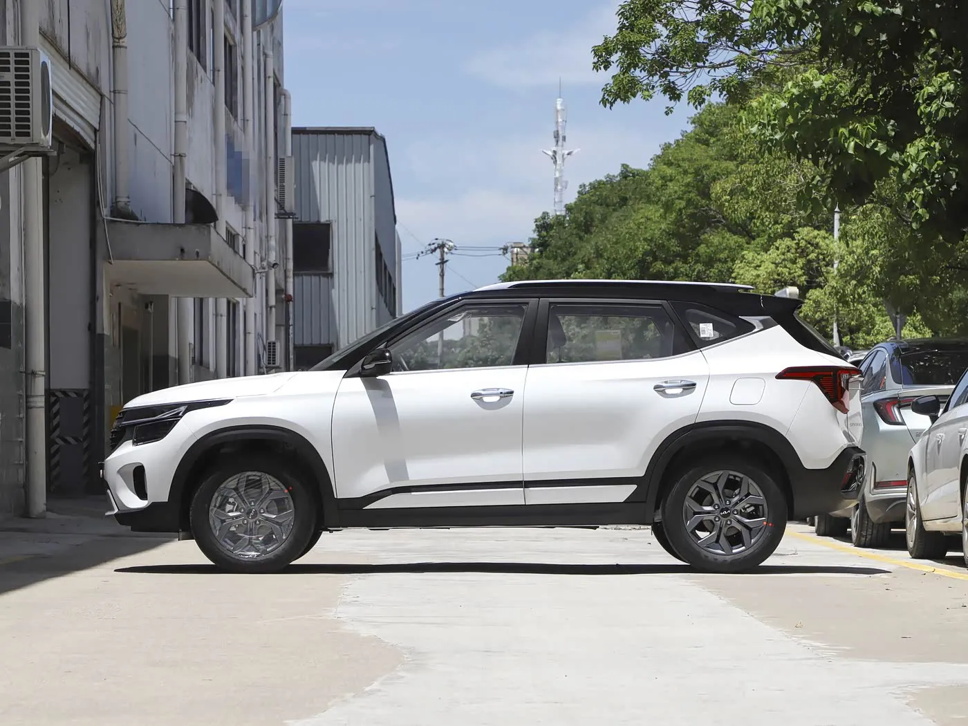 كيا سيلتوس 2023 1.5L IVT Luxury Edition