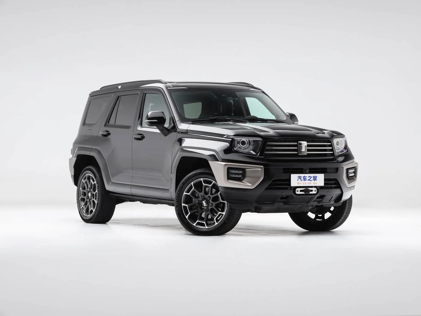 Tank Tank 700 New Energy 2024 Hi4-T إصدار القطب الشمالي