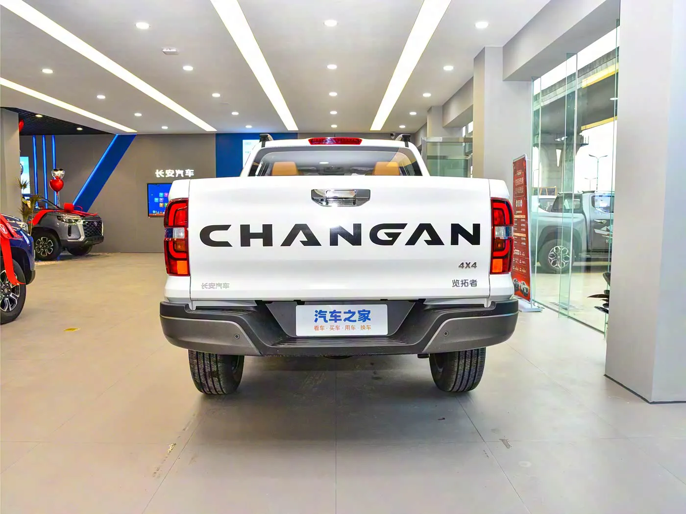 تشانجان تشانجان لانتوزي بيك اب 2023 2.0T Automatic 4WD Gasoline Navigator Standard Box