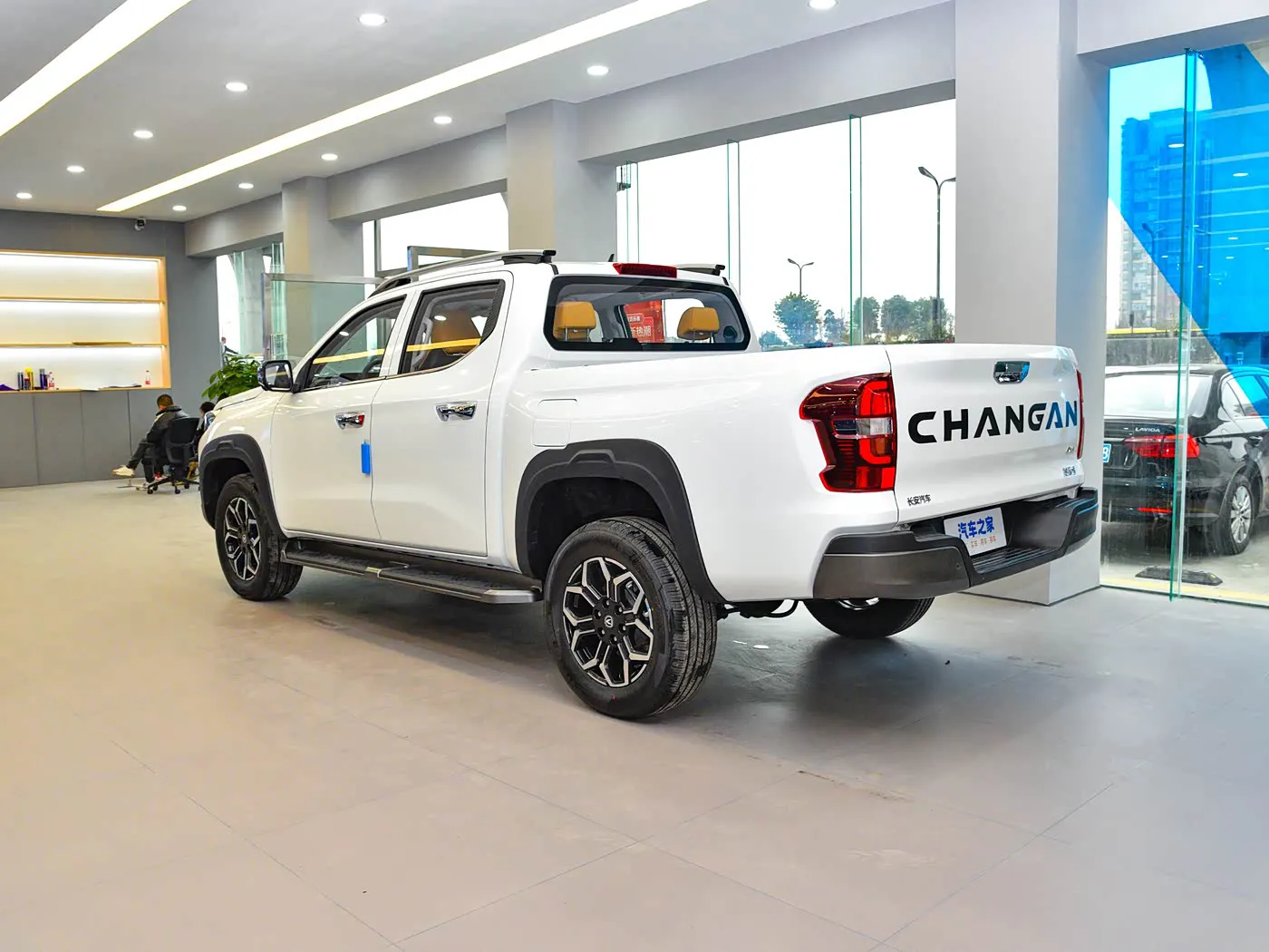 تشانجان تشانجان لانتوزي بيك اب 2023 2.0T Automatic 4WD Gasoline Navigator Standard Box
