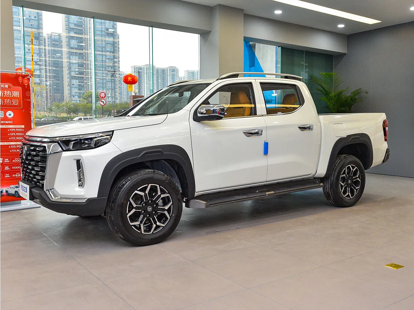 تشانجان تشانجان لانتوزي بيك اب 2023 2.0T Automatic 4WD Gasoline Navigator Standard Box