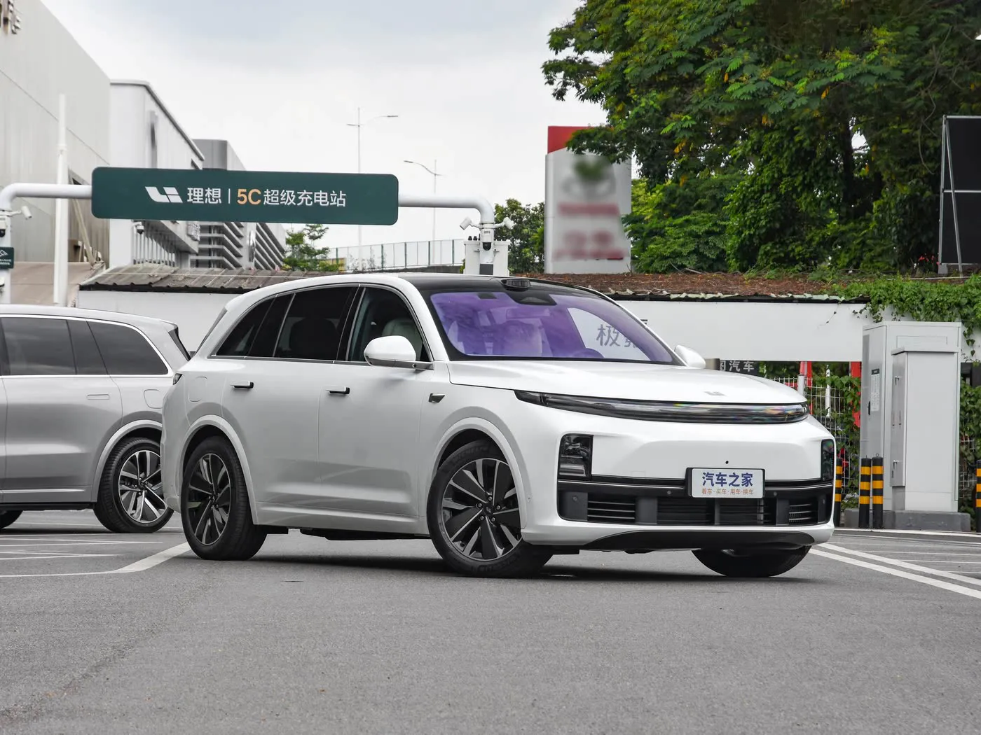 إصدار التحديث الذكي Li Auto Li L7 2025 Pro