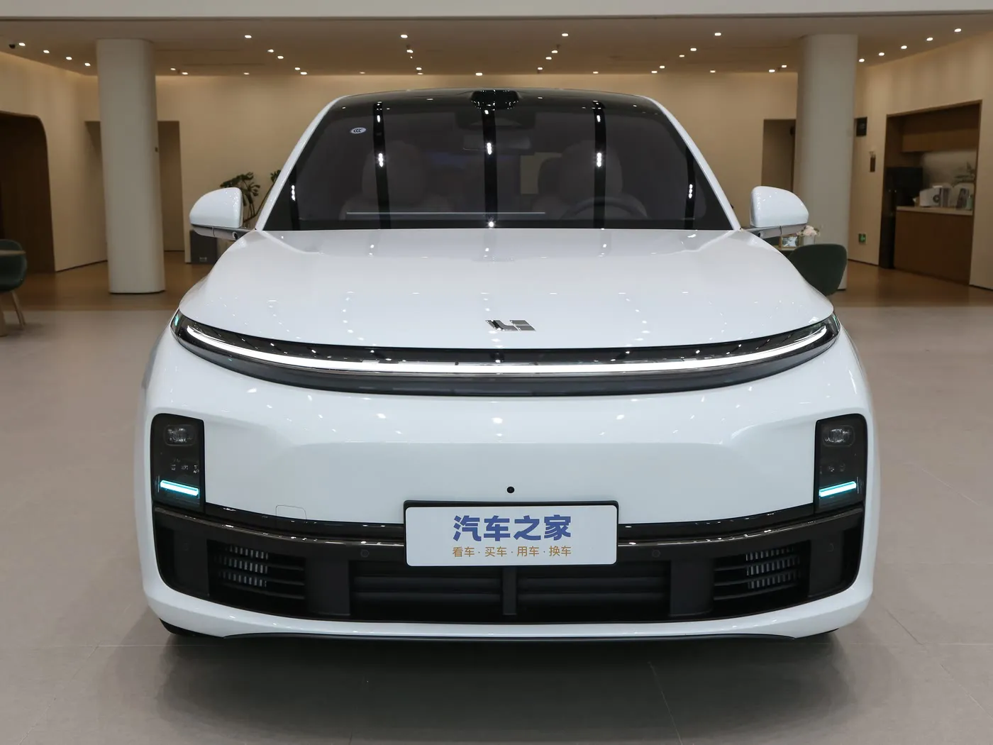 إصدار Li Auto Li L7 2025 Ultra Smart Refresh