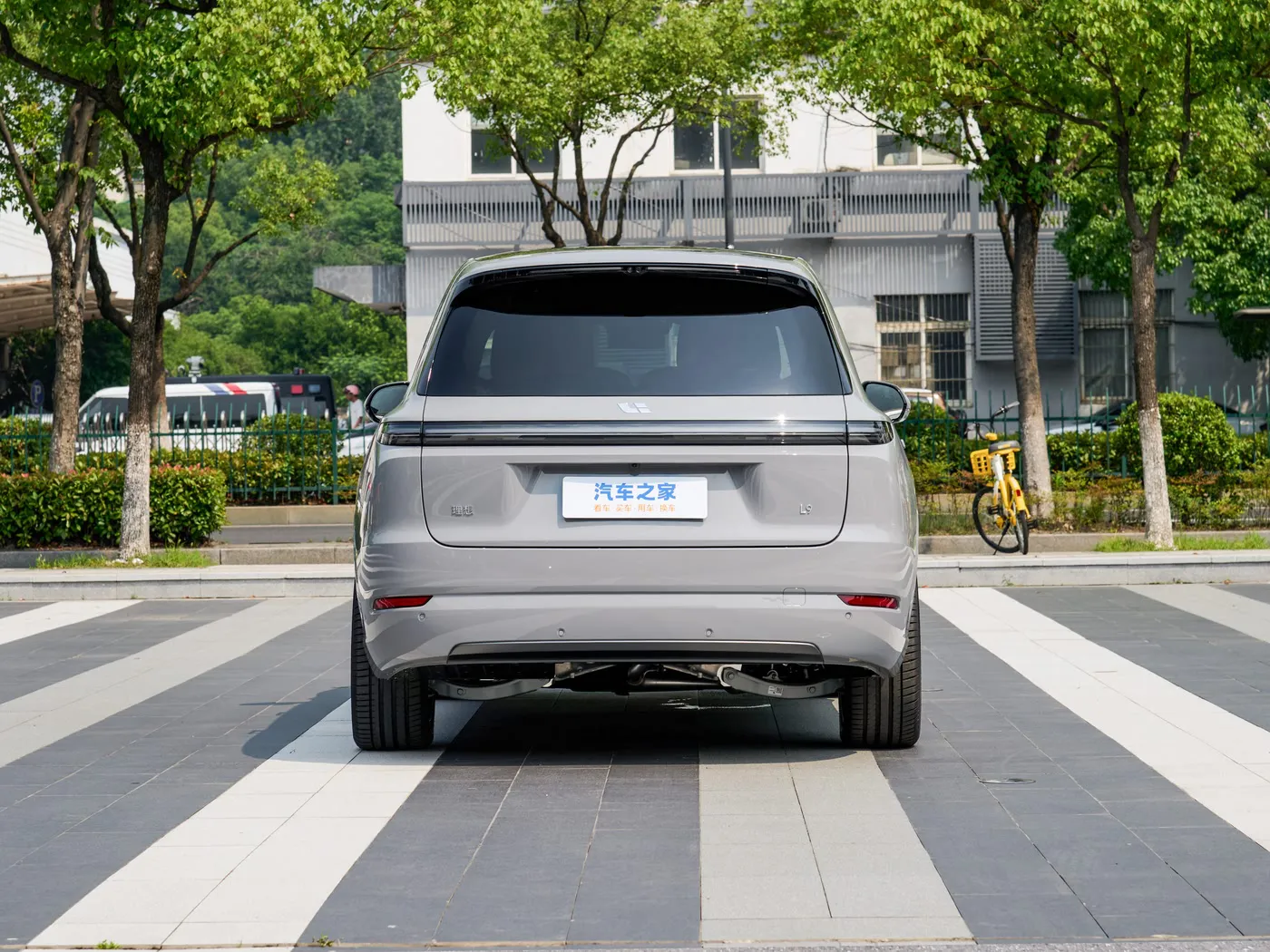إصدار التحديث الذكي Li Auto Li L9 2025 Pro