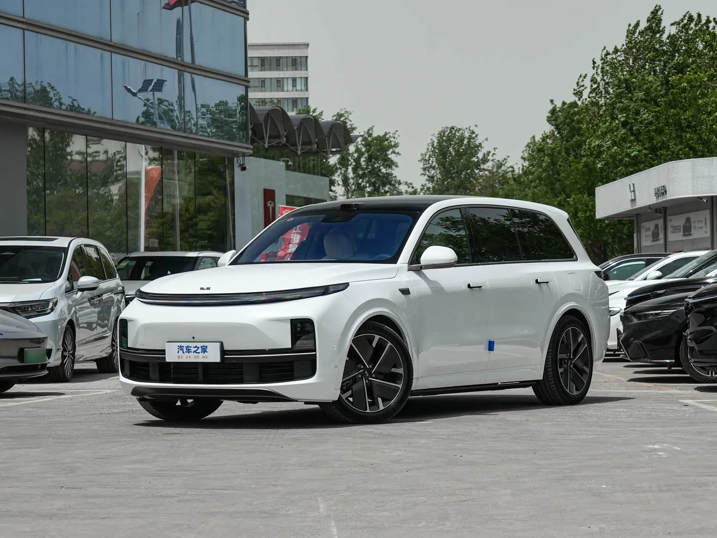 Li Auto Li L9 2025 إصدار التحديث الذكي للغاية