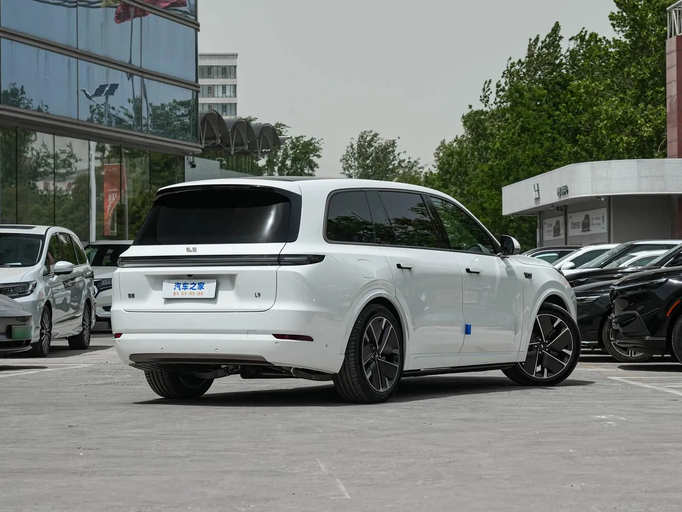 Li Auto Li L9 2025 إصدار التحديث الذكي للغاية