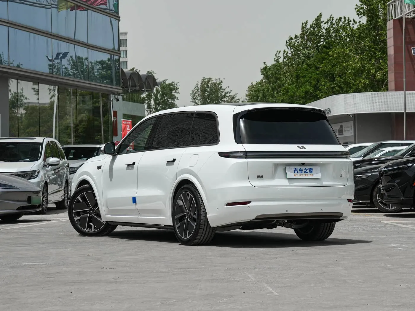 Li Auto Li L9 2025 إصدار التحديث الذكي للغاية