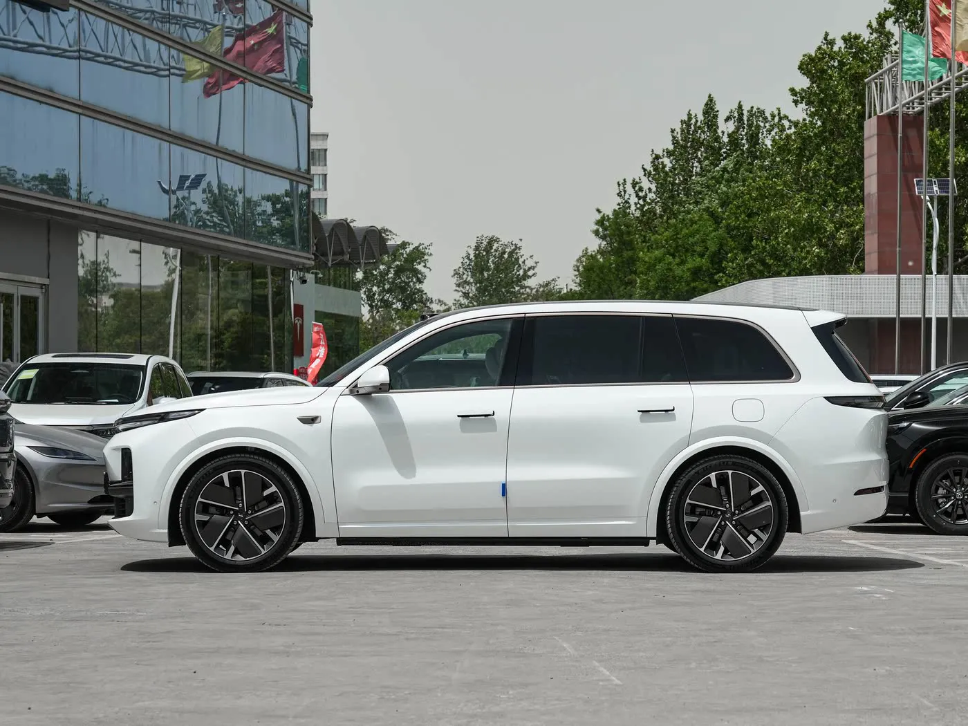 Li Auto Li L9 2025 إصدار التحديث الذكي للغاية