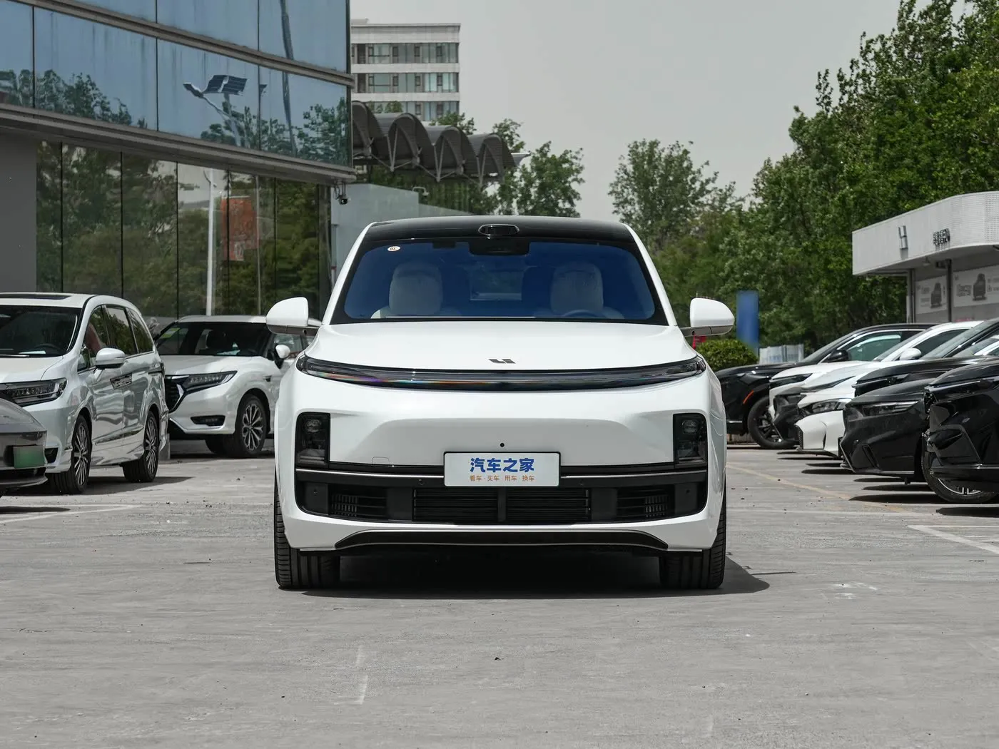 Li Auto Li L9 2025 إصدار التحديث الذكي للغاية