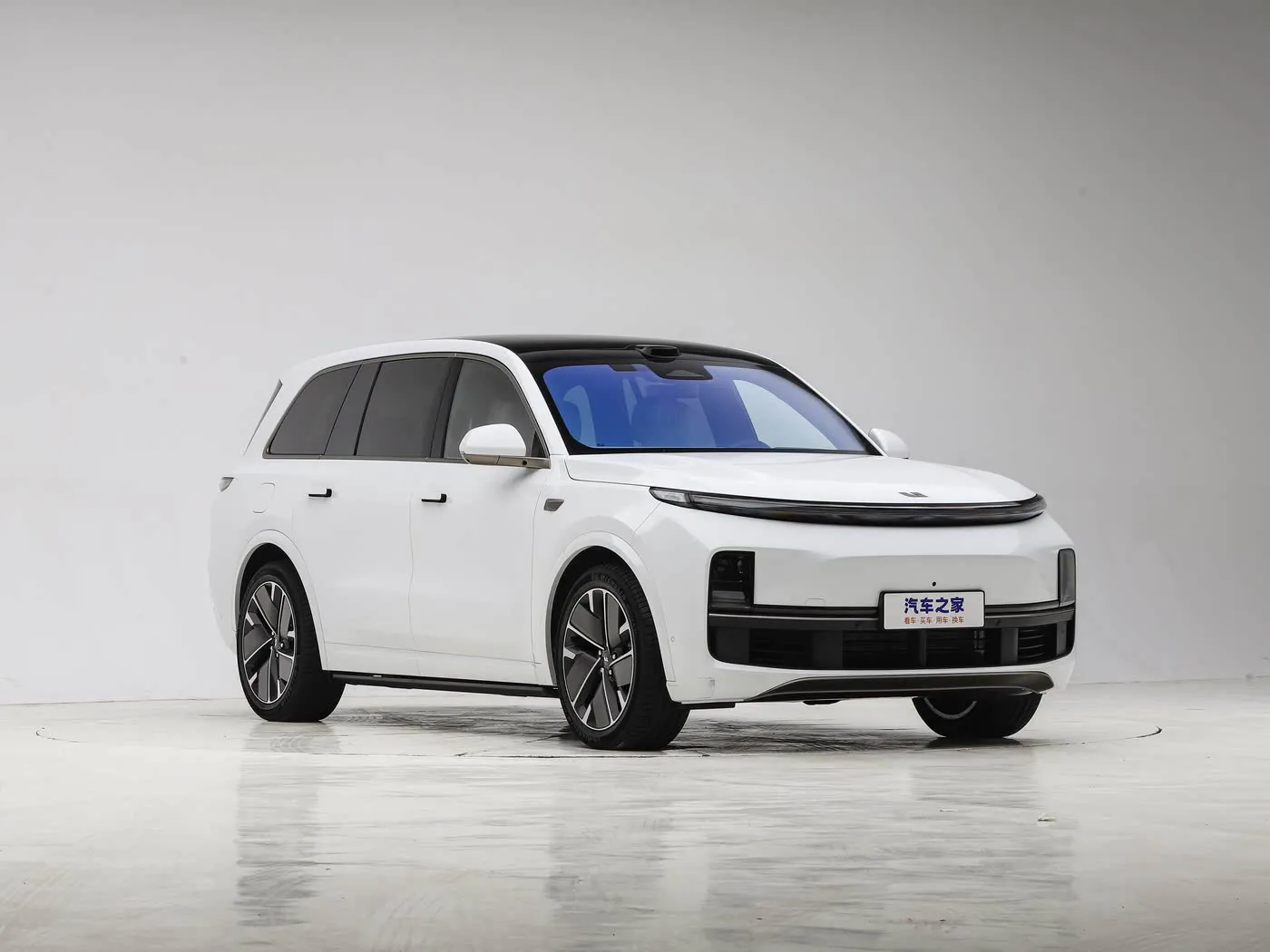 Li Auto Li L9 2025 إصدار التحديث الذكي للغاية