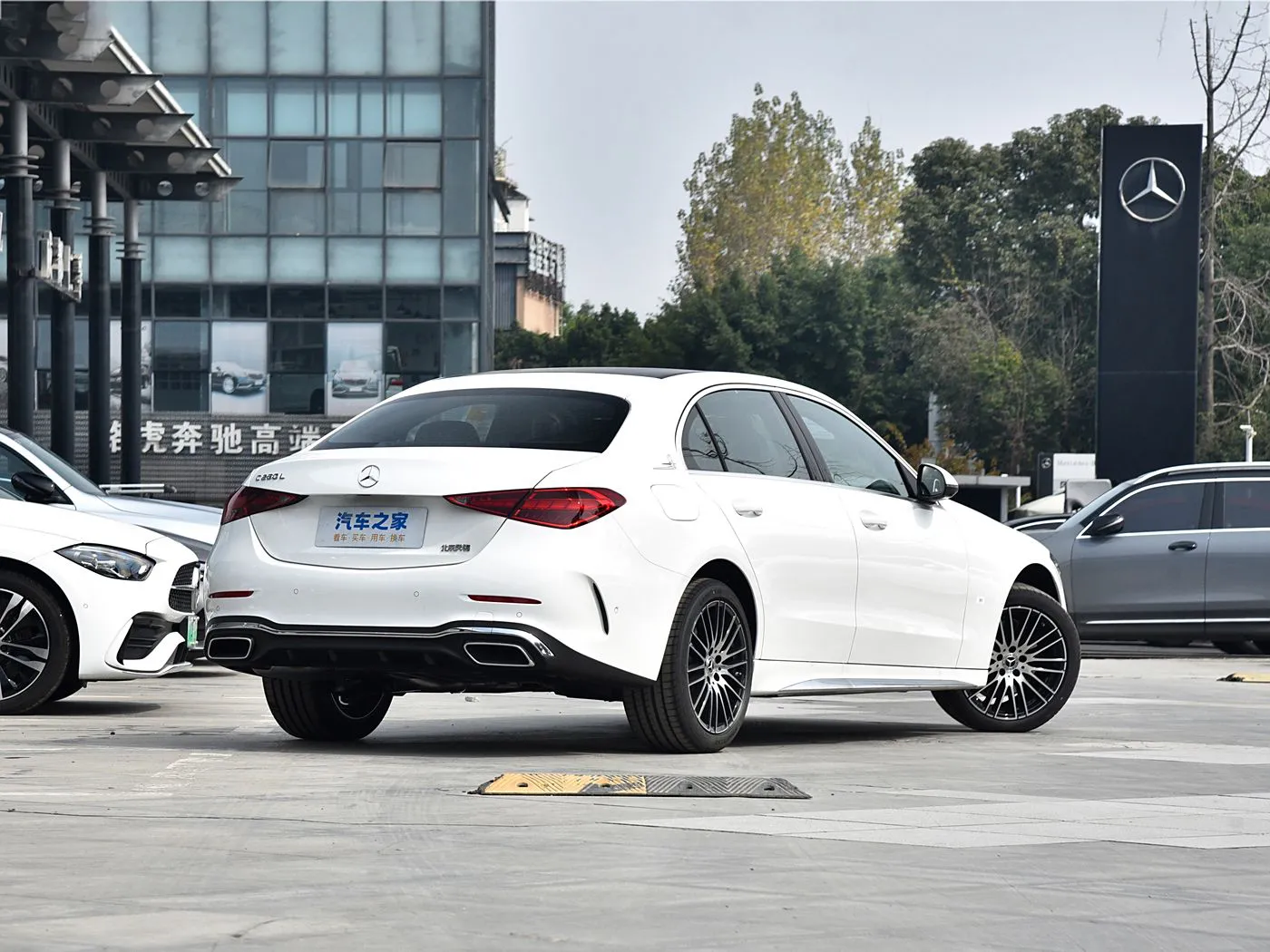 مرسيدس بنز الفئة C 2025 موديل العام Facelift C 260 L