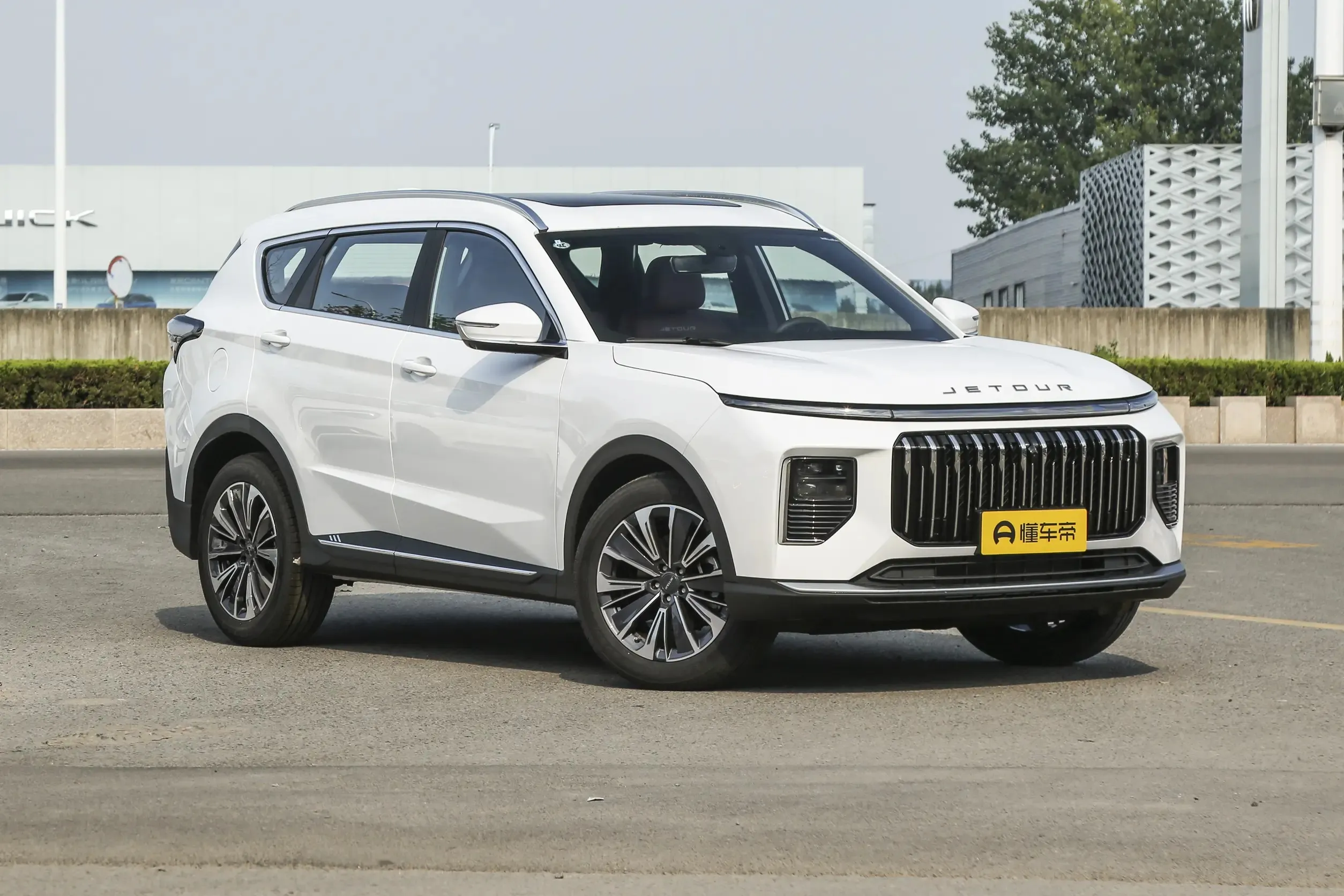 جيتور X70 PLUS 2026 موديل سنة 1.5T DCT Luxury Edition 7 مقاعد