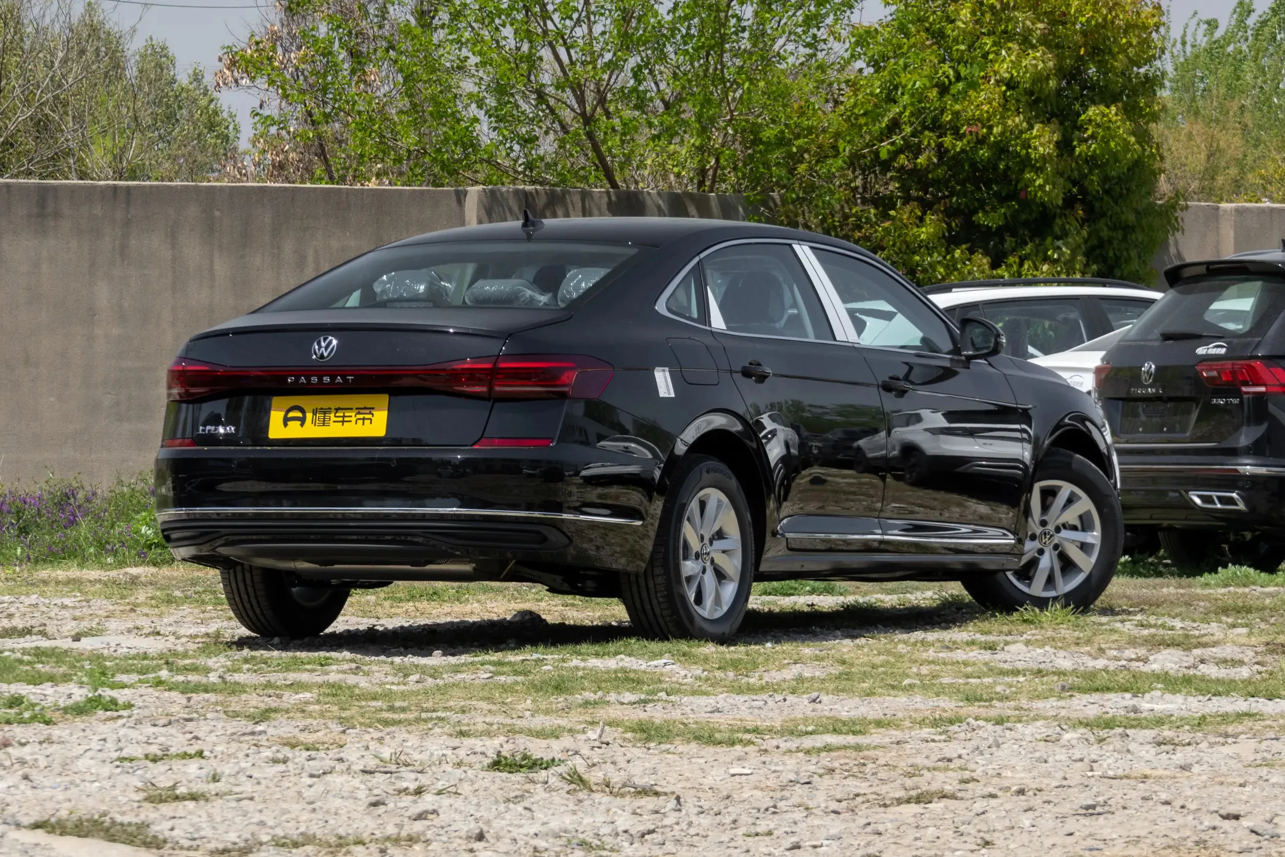فولكس فاجن باسات 2025 Premium Edition 280TSI Business Package